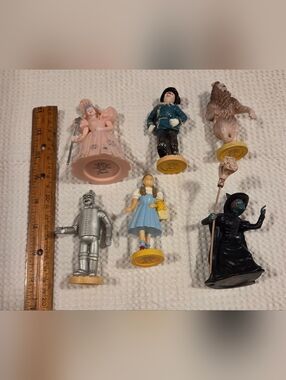 Set of 6 Wizard of Oz Lowe's/MGM/Turner Figurines